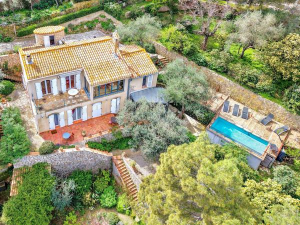 Vente Maison de luxe Sète 7 Pièces 186 m²