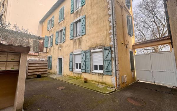 Appartement à vendre    4 pièces •  Dax