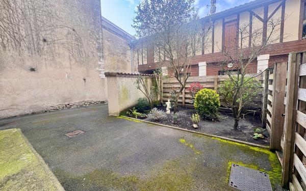 Appartement à vendre    4 pièces •  Dax