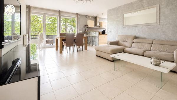 À vendre - T4, 4 pièces situé à Saint-Priest (69800)
