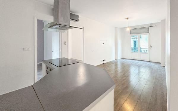 Appartement à vendre    3 pièces • 63,59 m2 Nice