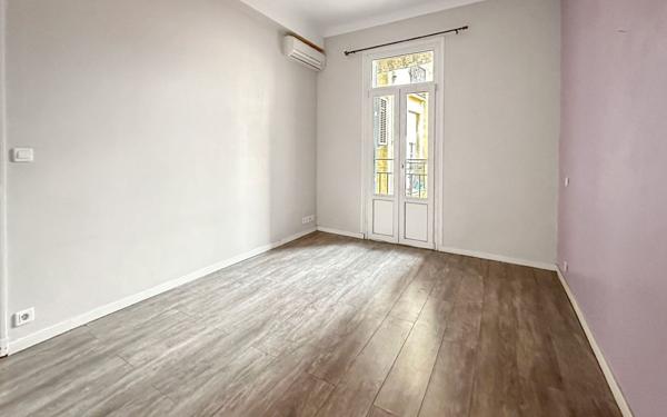 Appartement à vendre    3 pièces • 63,59 m2 Nice