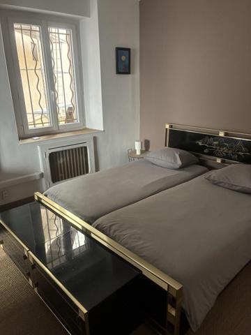 Spacieux T4 sur le Vieux-Port