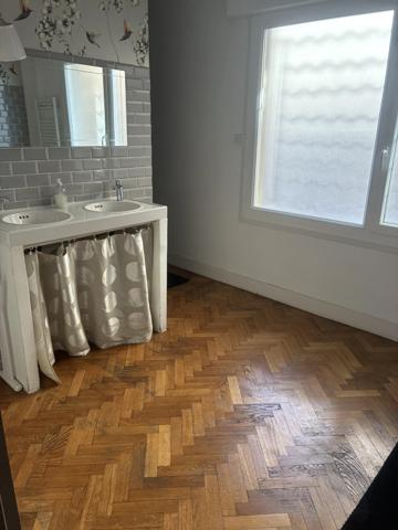 Spacieux T4 sur le Vieux-Port