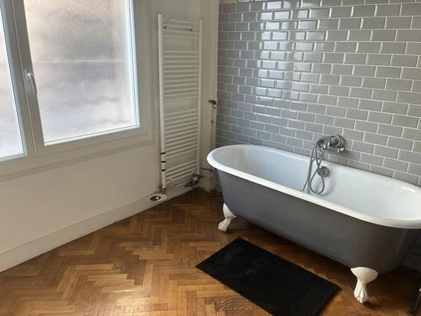 Spacieux T4 sur le Vieux-Port