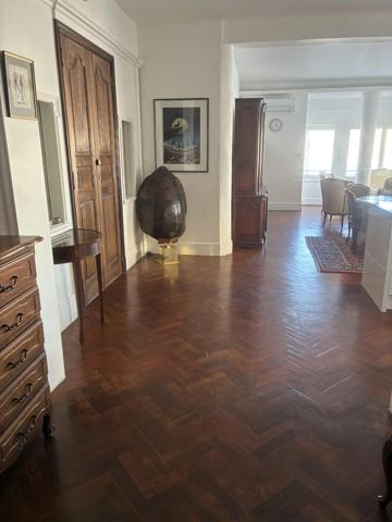 Spacieux T4 sur le Vieux-Port