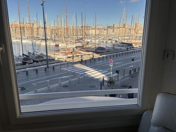 Spacieux T4 sur le Vieux-Port