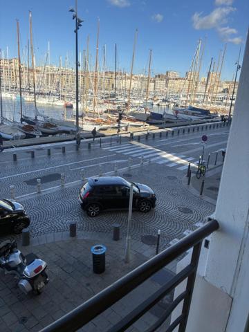 Spacieux T4 sur le Vieux-Port