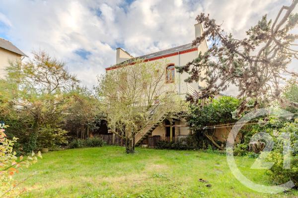 Maison à vendre  12 pièces - 270 m2 RENNES - 35