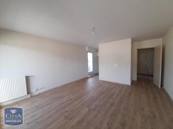 Appartement à louer 2 pièces 51.74m²