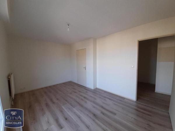 Appartement à louer 2 pièces 51.74m²