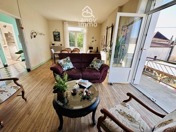 Maison
                                                                                                                                                                                                                                                                                                                        6 pièce(s)                                                                                                                                                                                                          4 chambre(s)                                                                                                                                                                                                          119.31  m²