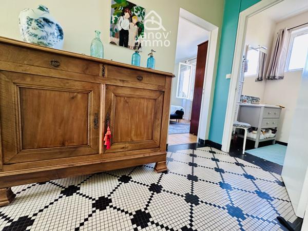 Maison
                                                                                                                                                                                                                                                                                                                        6 pièce(s)                                                                                                                                                                                                          4 chambre(s)                                                                                                                                                                                                          119.31  m²