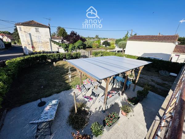 Maison
                                                                                                                                                                                                                                                                                                                        6 pièce(s)                                                                                                                                                                                                          4 chambre(s)                                                                                                                                                                                                          119.31  m²