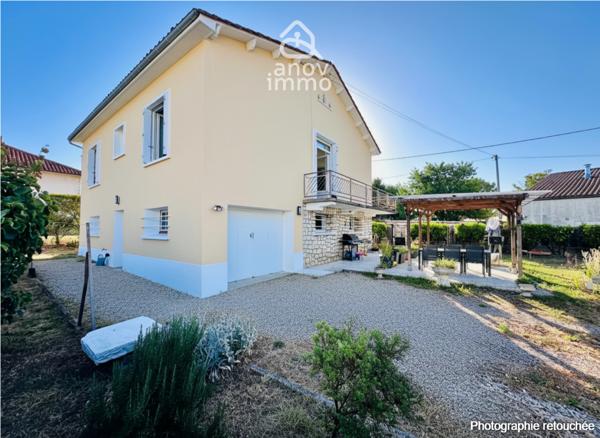 Maison
                                                                                                                                                                                                                                                                                                                        6 pièce(s)                                                                                                                                                                                                          4 chambre(s)                                                                                                                                                                                                          119.31  m²
