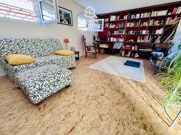 Maison
                                                                                                                                                                                                                                                                                                                        6 pièce(s)                                                                                                                                                                                                          4 chambre(s)                                                                                                                                                                                                          119.31  m²