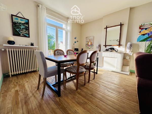 Maison
                                                                                                                                                                                                                                                                                                                        6 pièce(s)                                                                                                                                                                                                          4 chambre(s)                                                                                                                                                                                                          119.31  m²