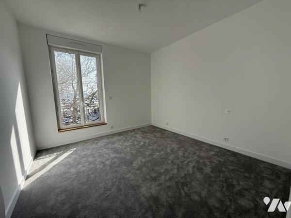 APPARTEMENT  78 M²  QUARTIER SILLON CAVE 