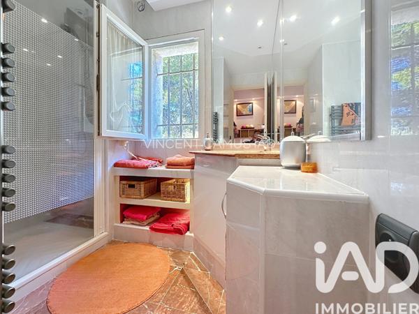 Maison à vendre 5 pièces 188 m² Saint-Cyr-sur-Mer