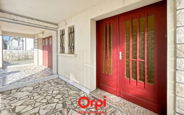 Maison à vendre    3 pièces •  Domérat