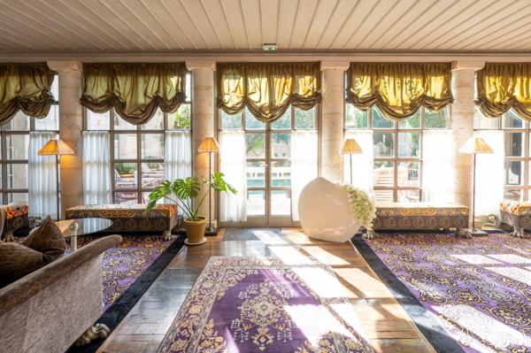 Vente Maison de maître Agen 20 Pièces 1567 m²