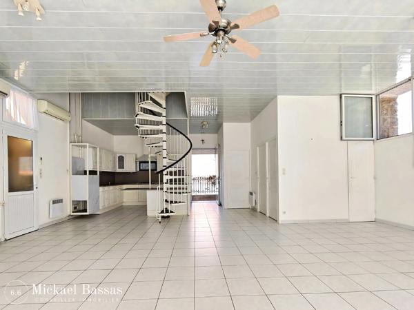 Maison
         5 pièces
        - 141 m² Exclusivité 270 000 € *