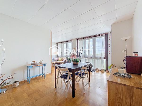 Bel appartement avec balcon et belle vue sur Forêt