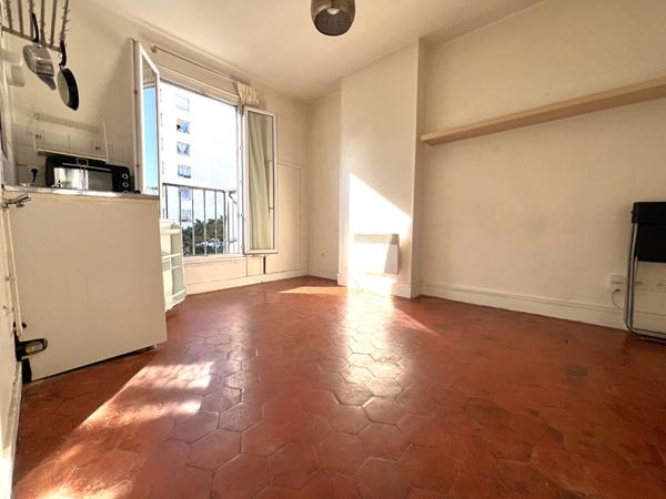 Appartement lumineux au coeur d'un quartier vivant