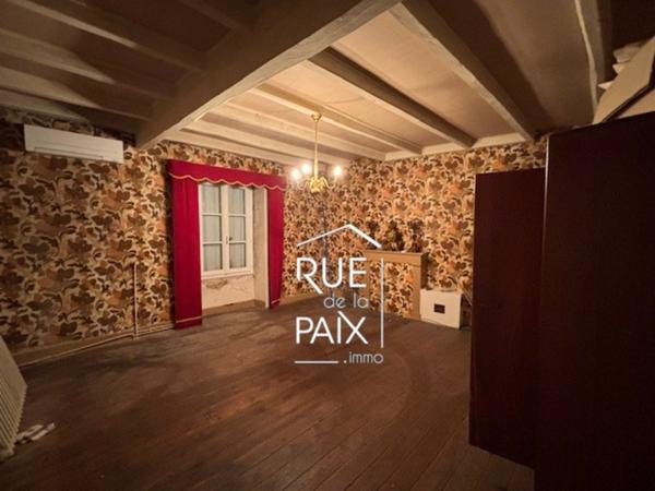 79240 L ABSIE Maison de ville - L'Absie - 189 m²