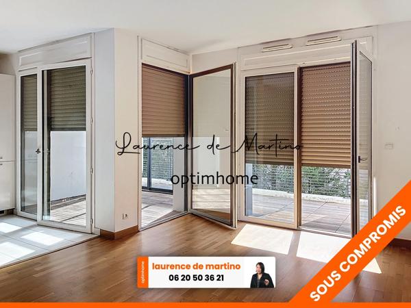 Duplex 3 pièces au 2ᵉ et 3ᵉ étage avec balcon, loggia et parking, proche RER A Nanterre-Ville.