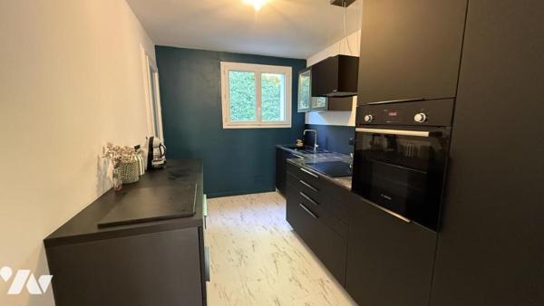 MORLAIX, centre, appartement de 84m² entièrement rénové, deux chambres