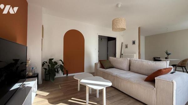 MORLAIX, centre, appartement de 84m² entièrement rénové, deux chambres