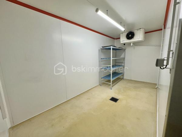 Local commercial de 270 m²