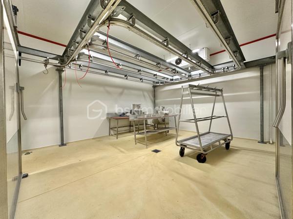 Local commercial de 270 m²