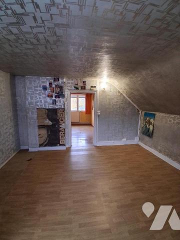 Commune de GUISE : maison 2 ch et jardin
