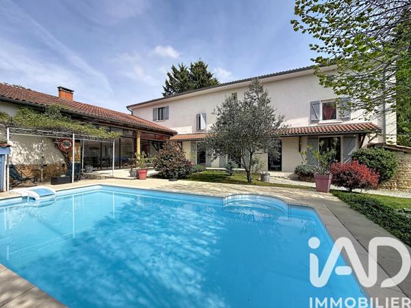 Maison à vendre 6 pièces 270 m² Reyrieux