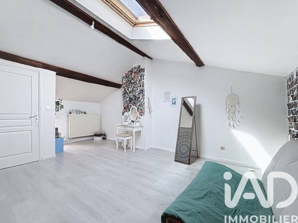 Maison à vendre 6 pièces 270 m² Reyrieux