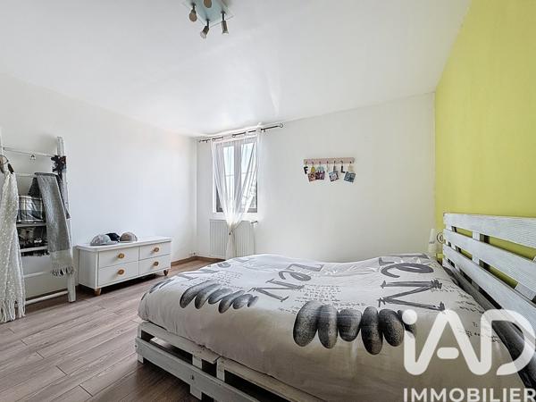 Maison à vendre 6 pièces 270 m² Reyrieux