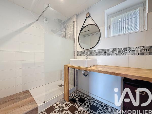 Maison à vendre 6 pièces 270 m² Reyrieux
