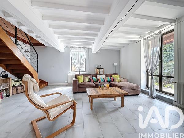 Maison à vendre 6 pièces 270 m² Reyrieux