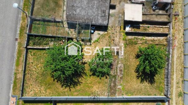 Terrain constructible de 440 m² à vendre – Buding