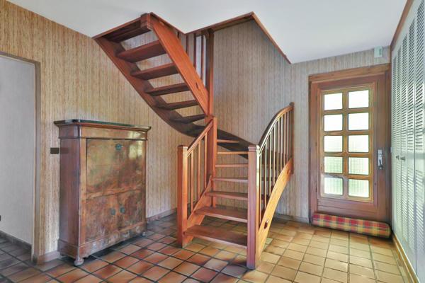 Maison individuelle de 210 m² sur 31 ares de terrain