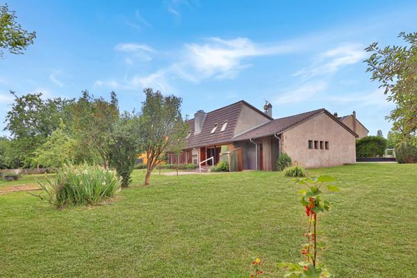 Maison individuelle de 210 m² sur 31 ares de terrain