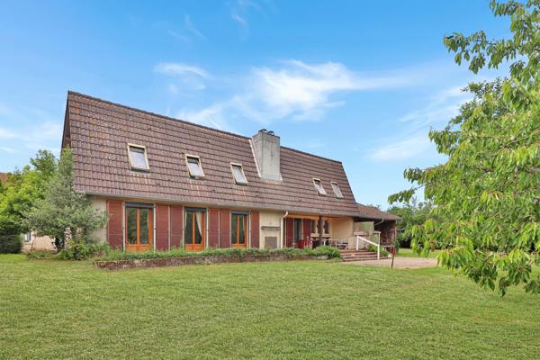 Maison individuelle de 210 m² sur 31 ares de terrain
