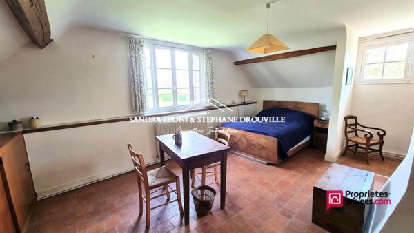 PROCHE JOUY - MAINTENON. Magnifique Longère de 210 m², 7 pièces