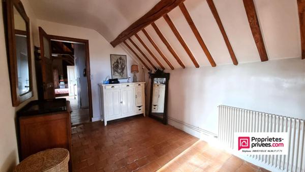 PROCHE JOUY - MAINTENON. Magnifique Longère de 210 m², 7 pièces