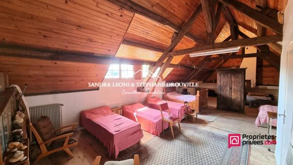 PROCHE JOUY - MAINTENON. Magnifique Longère de 210 m², 7 pièces