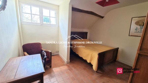 PROCHE JOUY - MAINTENON. Magnifique Longère de 210 m², 7 pièces