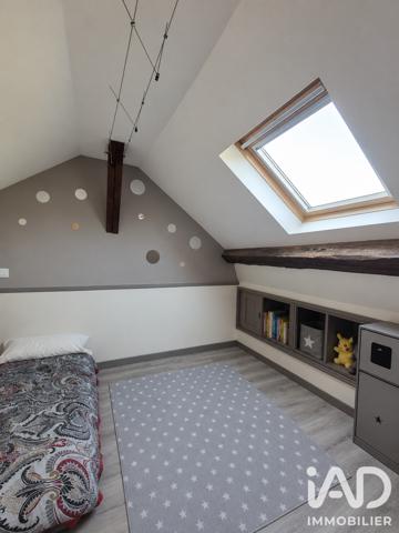 Maison à vendre 5 pièces 131 m² Saint-Cyr-sur-Morin