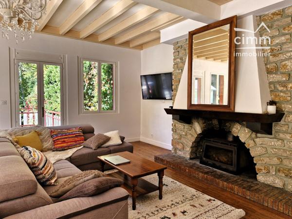 À vendre : Ancien Hôtel des Grands Goulets - bâtiment historique au cœur du Vercors.